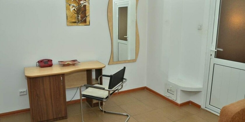 Imagen de la habitación del Hotel Gorj. Foto 33