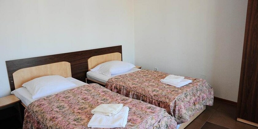 Imagen de la habitación del Hotel Gorj. Foto 34