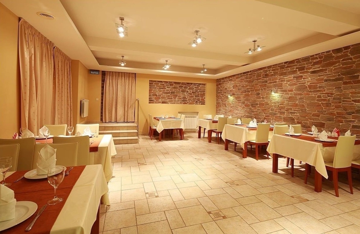 Imagen del bar/restaurante del Hotel Gorky. Foto 5