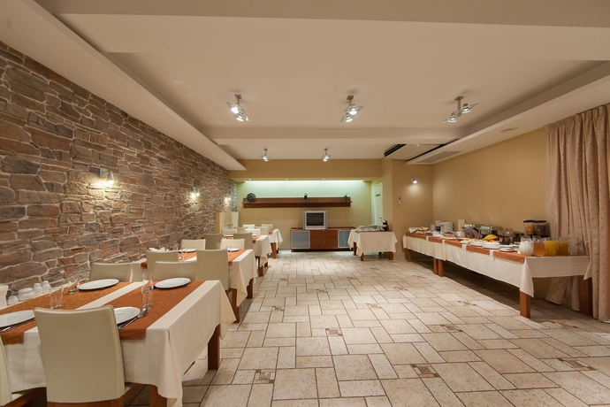 Imagen del bar/restaurante del Hotel Gorky. Foto 8
