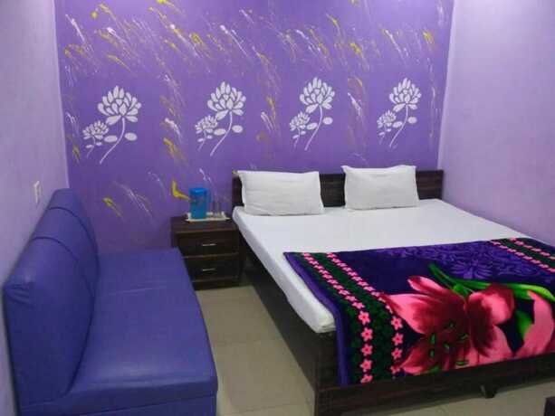 Imagen de la habitación del Hotel Goroomgo Atithi Galaxy Kanpur. Foto 4