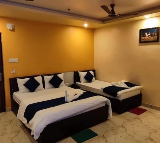 Imagen de la habitación del Hotel Goroomgo Aviani Digha. Foto 15