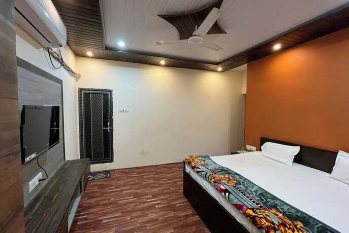 Imagen de la habitación del Hotel Goroomgo Banaras Residency Varanasi. Foto 15