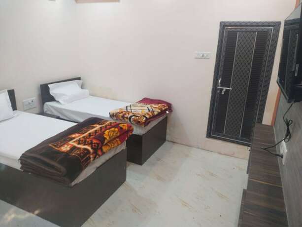 Imagen de la habitación del Hotel Goroomgo Banaras Residency Varanasi. Foto 16