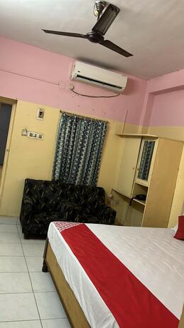 Imagen de la habitación del Hotel Goroomgo Bhabalaxmi Bhubaneswar. Foto 18