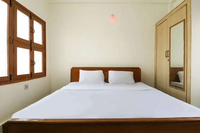 Imagen de la habitación del Hotel Goroomgo Bhameshwari Haridwar. Foto 5