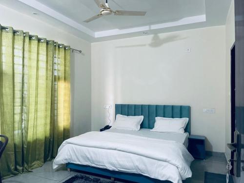 Imagen general del Hotel Goroomgo Bhanu Palace Rudraprayag - Excellent Customer service - Lift And Parking Facilities -. Foto 9