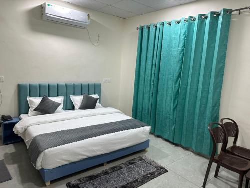 Imagen general del Hotel Goroomgo Bhanu Palace Rudraprayag - Excellent Customer service - Lift And Parking Facilities -. Foto 12