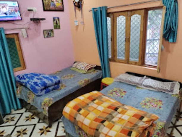 Imagen de la habitación del Hotel Goroomgo Bhatt Homestay Uttarakhand. Foto 4