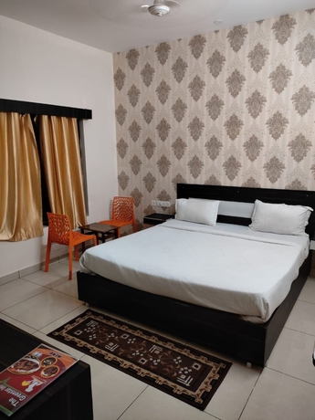 Imagen de la habitación del Hotel Goroomgo Blue Bell Bhubaneswar. Foto 12