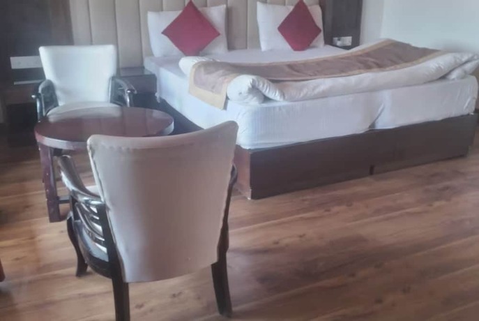 Imagen general del Hotel Goroomgo Blue Moon Bhimtal. Foto 1