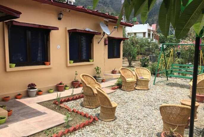 Imagen general del Hotel Goroomgo Blue Moon Bhimtal. Foto 10