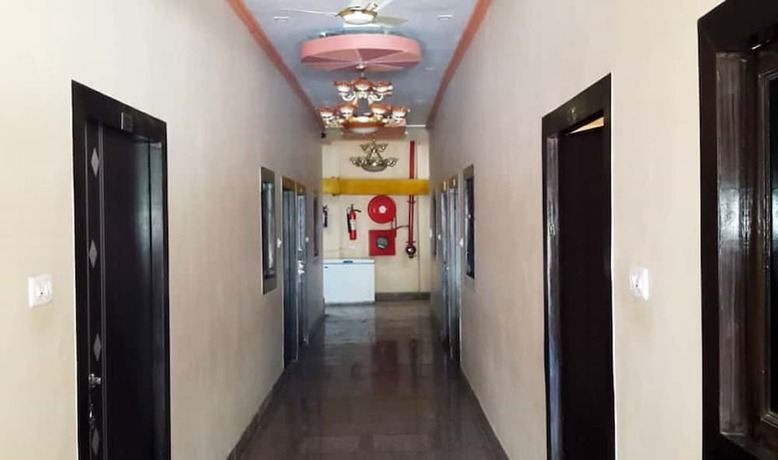 Imagen general del Hotel Goroomgo Brij Raj Guest House Mathura. Foto 3
