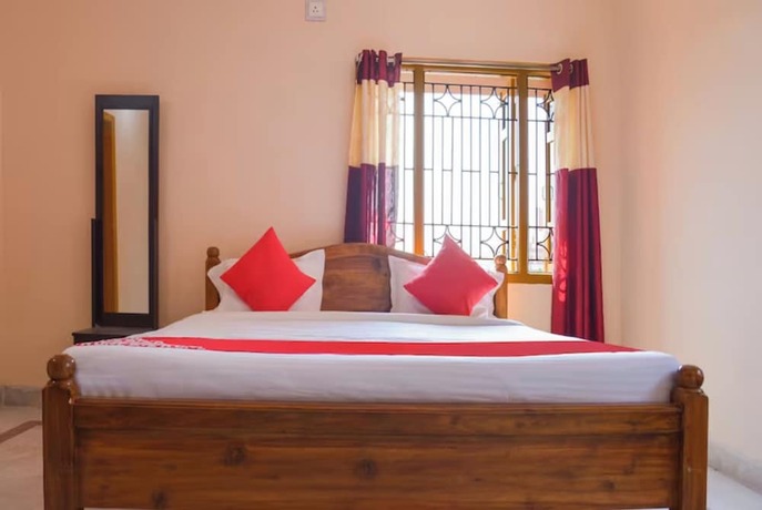 Imagen de la habitación del Hotel Goroomgo Caroline Homestay Bhubaneswar. Foto 12