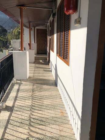 Imagen general del Hotel Goroomgo Colonel Cottage Lake View. Foto 11