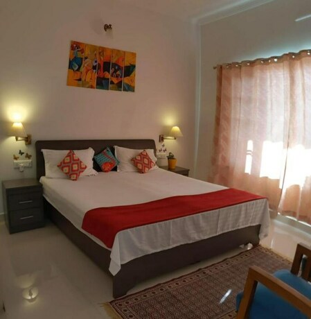 Imagen de la habitación del Hotel Goroomgo Colonel Cottage Lake View. Foto 20