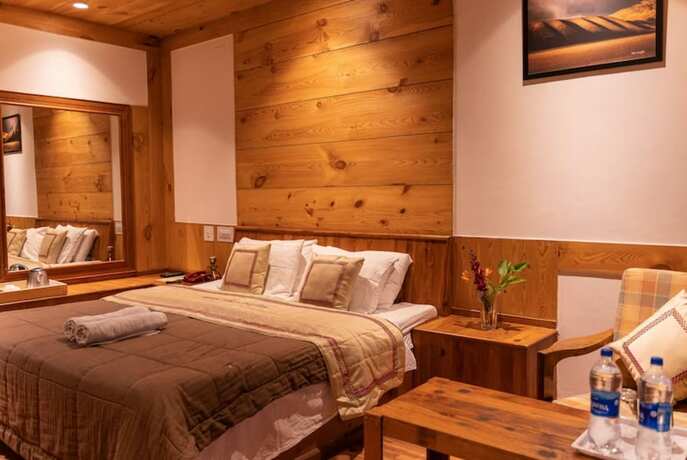 Imagen general del Hotel Goroomgo Conifer Manali. Foto 6