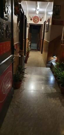 Imagen general del Hotel Goroomgo Deluxe Ankur Lake View Nainital. Foto 2