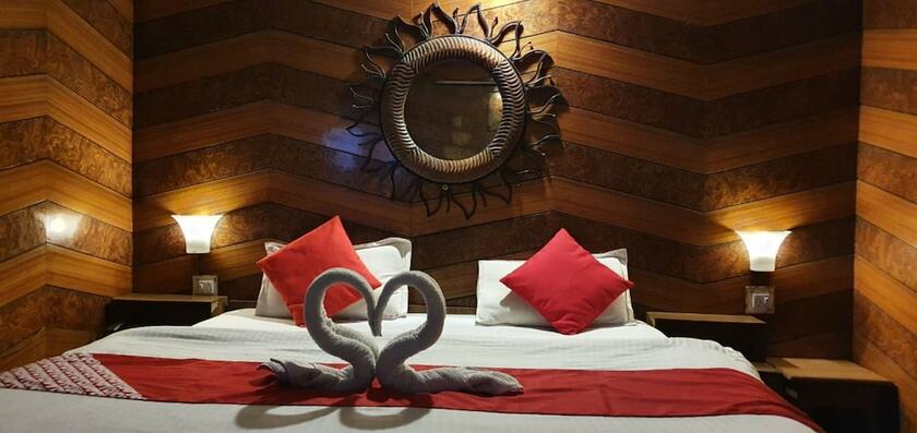 Imagen de la habitación del Hotel Goroomgo Deluxe Ankur Lake View Nainital. Foto 15