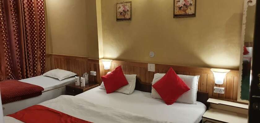 Imagen general del Hotel Goroomgo Deluxe Ankur Lake View Nainital. Foto 8
