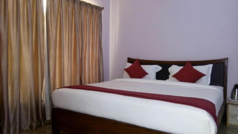 Imagen general del Hotel Goroomgo Dev Guest House Howrah Kolkata. Foto 3