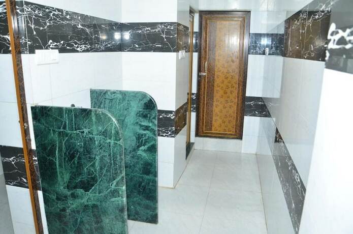 Imagen general del Hotel Goroomgo Dev Guest House Howrah Kolkata. Foto 8