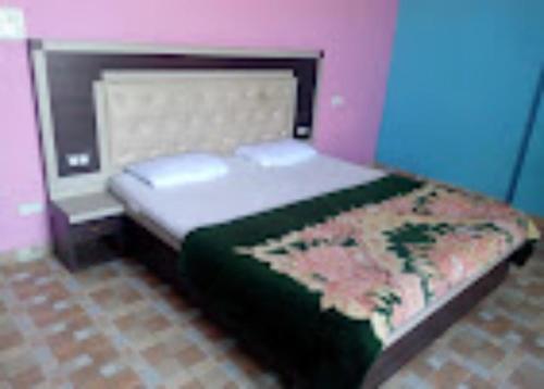 Imagen general del Hotel Goroomgo Dolphin Dalhousie-Near shakti peeth chamunda Devi temple. Foto 1
