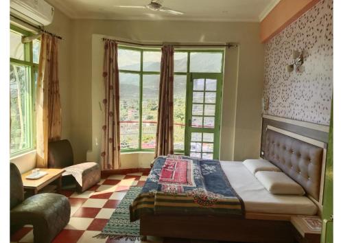 Imagen general del Hotel Goroomgo Dolphin Dalhousie-Near shakti peeth chamunda Devi temple. Foto 16