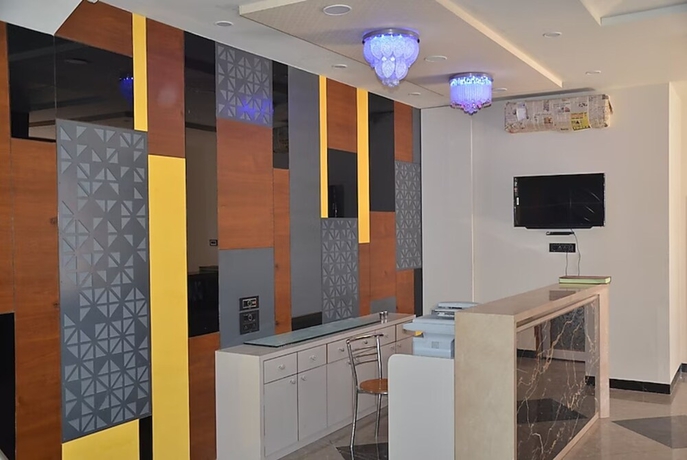 Imagen de los interiores del Hotel Goroomgo Dudi Bikaner. Foto 19