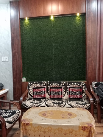 Imagen de los interiores del Hotel Goroomgo Four Season Varanasi. Foto 17