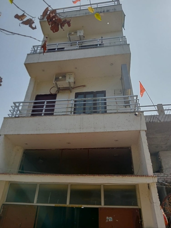 Imagen general del Hotel Goroomgo Four Season Varanasi. Foto 2