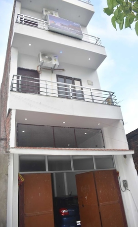 Imagen general del Hotel Goroomgo Four Season Varanasi. Foto 3