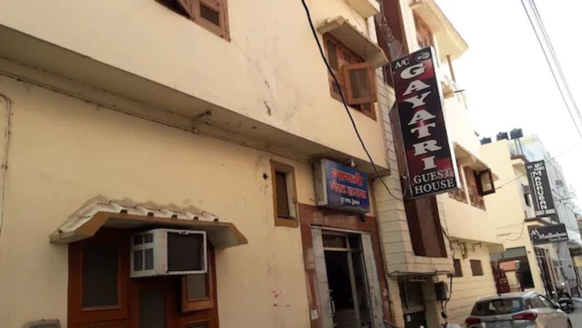 Imagen general del Hotel Goroomgo Gayatri Guest House Haridwar. Foto 2