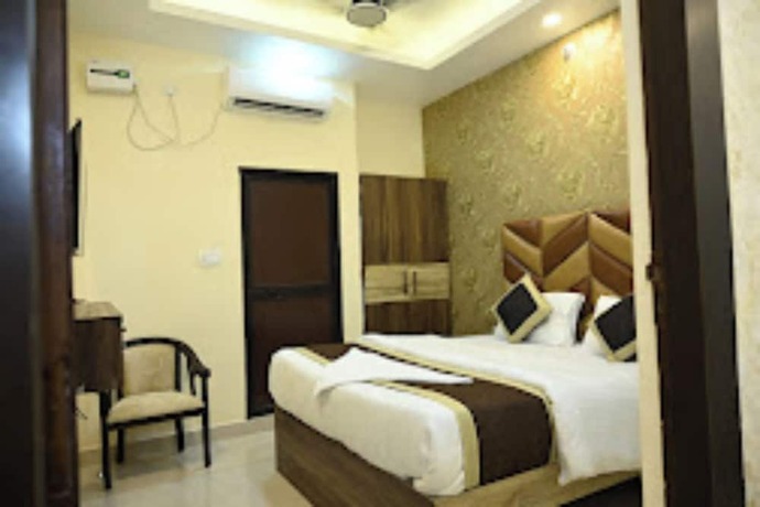 Imagen general del Hotel Goroomgo Glance Inn Patna. Foto 1