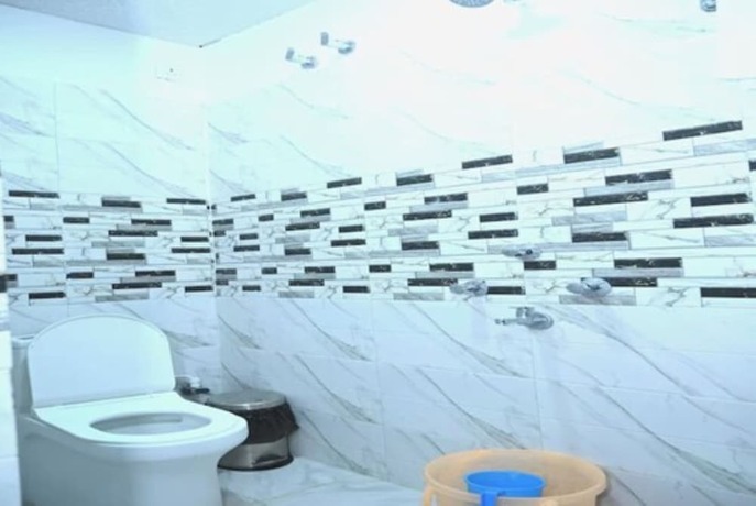 Imagen general del Hotel Goroomgo Glance Inn Patna. Foto 6