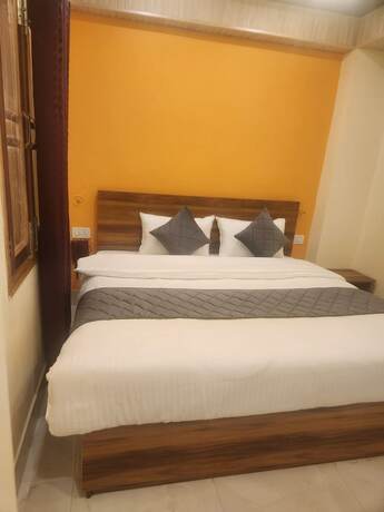 Imagen general del Hotel Goroomgo Gp Mall Road Nainital. Foto 4