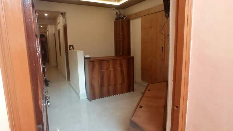 Imagen general del Hotel Goroomgo Gp Mall Road Nainital. Foto 6