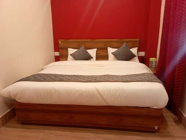 Imagen general del Hotel Goroomgo Gp Mall Road Nainital. Foto 12