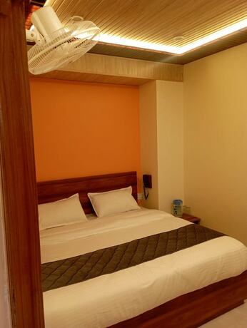 Imagen general del Hotel Goroomgo Gp Mall Road Nainital. Foto 14