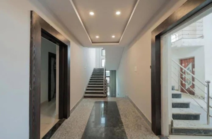 Imagen general del Hotel Goroomgo Grace Premium Bhubaneswar. Foto 11