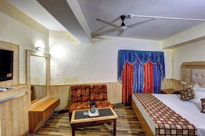 Imagen general del Hotel Goroomgo Highway Inn Manali. Foto 4