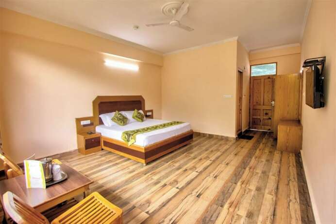 Imagen general del Hotel Goroomgo J J Regency Manali. Foto 6