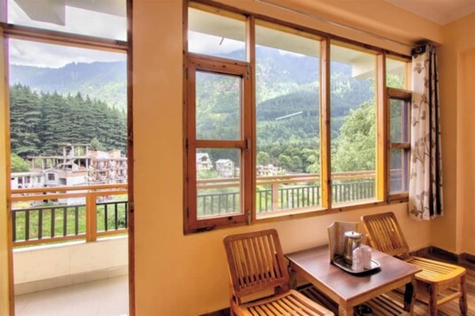 Imagen general del Hotel Goroomgo J J Regency Manali. Foto 7