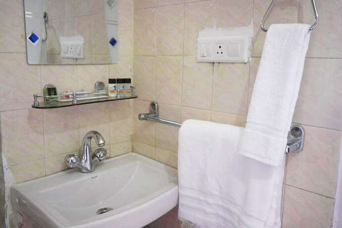 Imagen general del Hotel Goroomgo Jakhoo Vibes Shimla. Foto 1