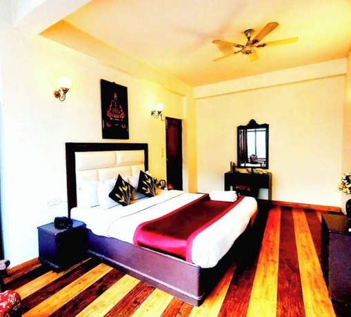 Imagen general del Hotel Goroomgo Kalinga Continental Manali. Foto 6