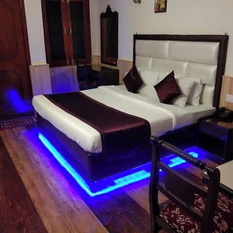 Imagen de la habitación del Hotel Goroomgo Kalinga Continental Manali. Foto 17