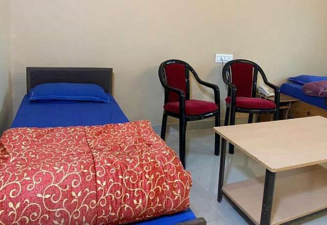 Imagen de la habitación del Hotel Goroomgo Kanara Bhimtal. Foto 11