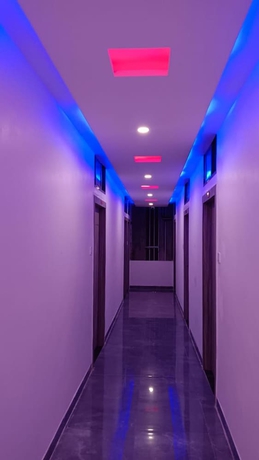 Imagen de los interiores del Hotel Goroomgo Kashi Inn Raj Ghat Varanasi. Foto 14