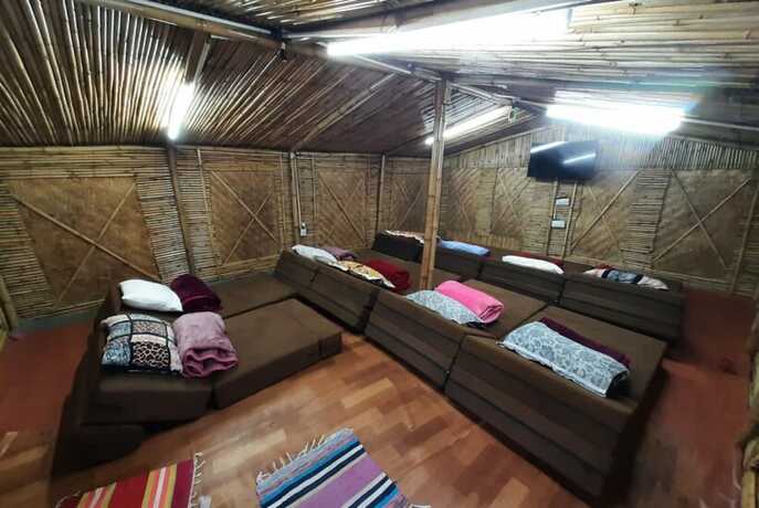 Imagen general del Hotel Goroomgo Kasol Huts Kullu. Foto 7