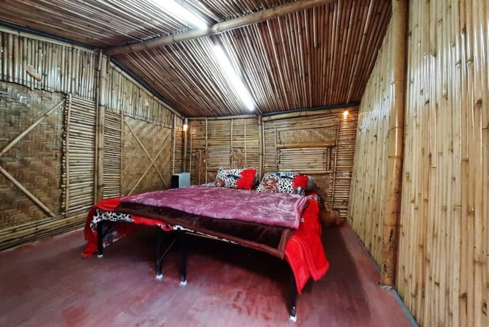 Imagen de la habitación del Hotel Goroomgo Kasol Huts Kullu. Foto 13